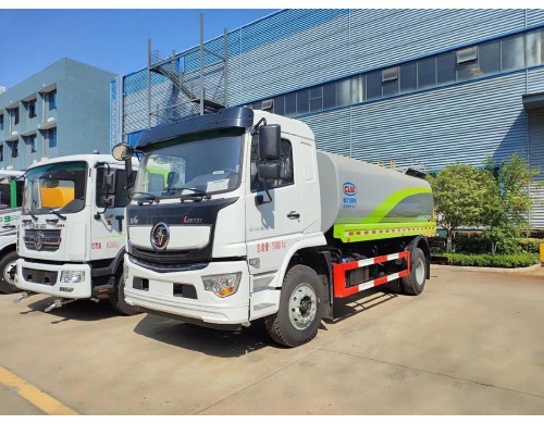 Hubei's Water Tanker Trucks Enjoy China's Export Tax Rebates, Lowering Costs for Buyers