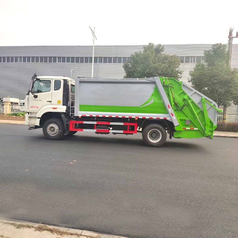 Factory Price Howo 4*2 14CBM Garbage Compactor Truck