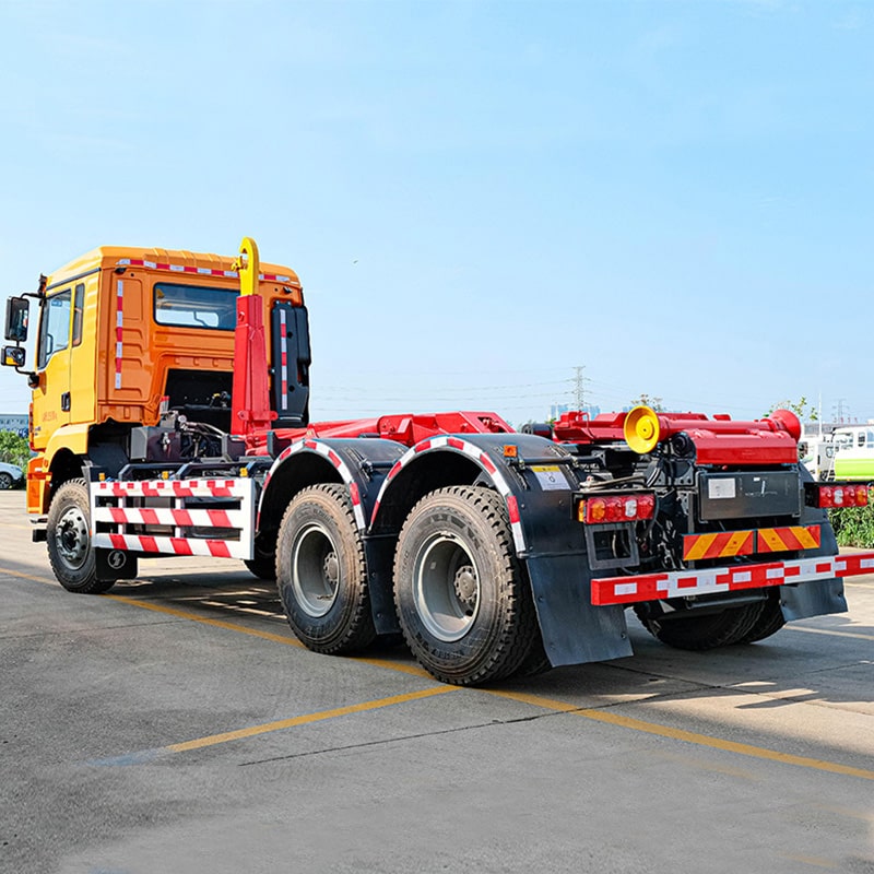Мусоровоз Shacman Heavy 6x4 18CBM с крюковым подъемником