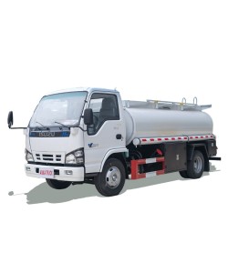 Camion isuzu 4*2 8000 litres ravitaillement huile carburant diesel