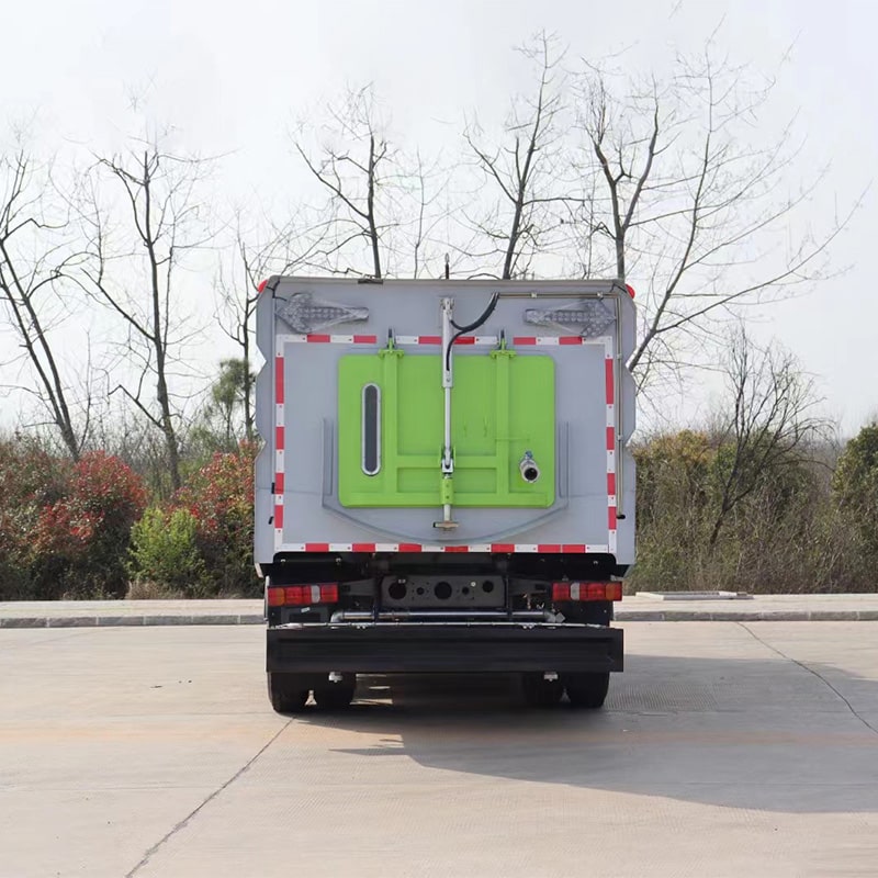 Camion balayeuse-laveuse SINOTRUK 4*2 neuf ou d'occasion de haute qualité