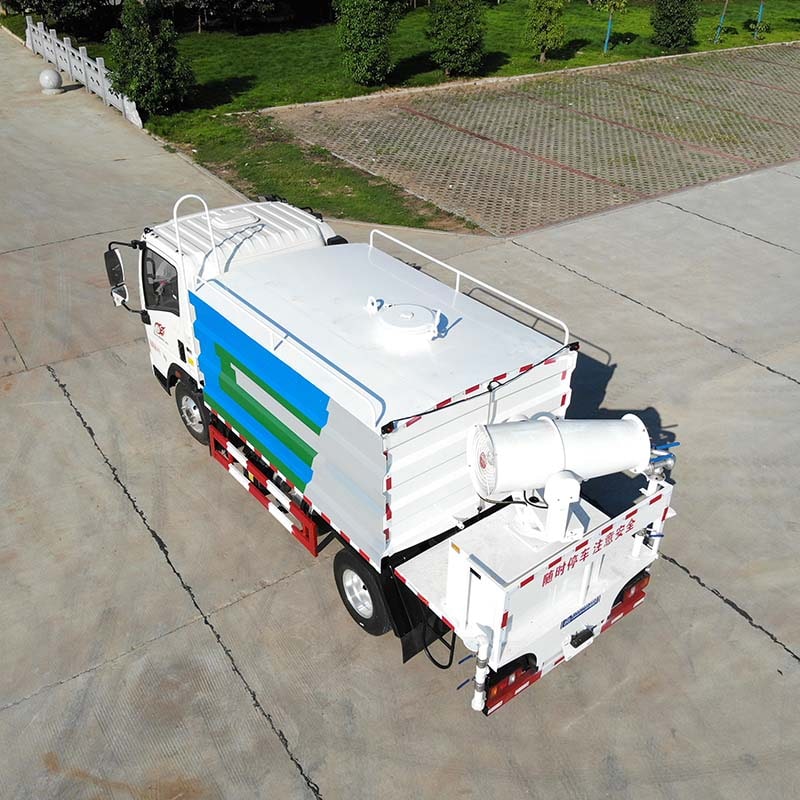Howo 4X2 5cbm Water Spray Tank Truck