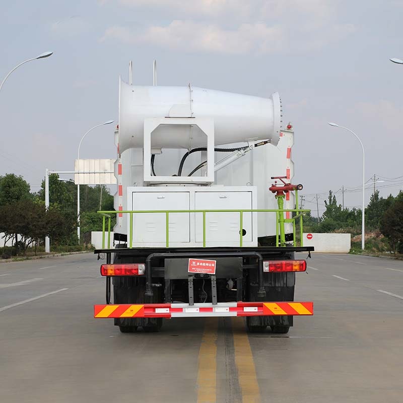 Foton 4x2 water spraying sprinkler truck