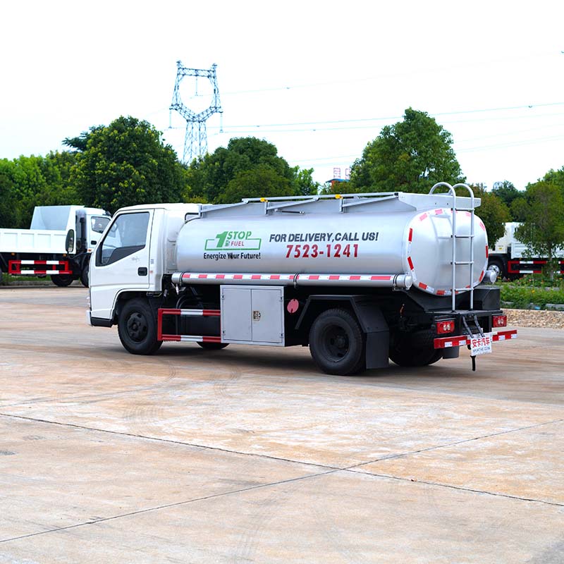JMC 5000L fuel tank truck