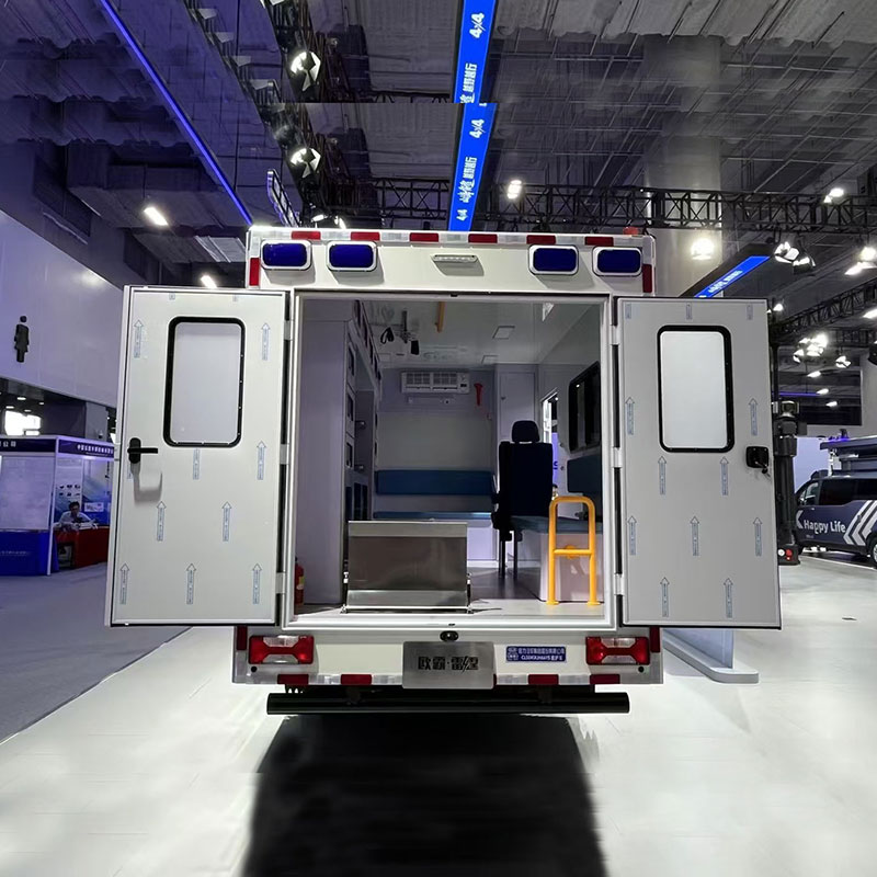 Iveco 4x4 All Wheels Drive  Emergency Ambulance Vehicle
