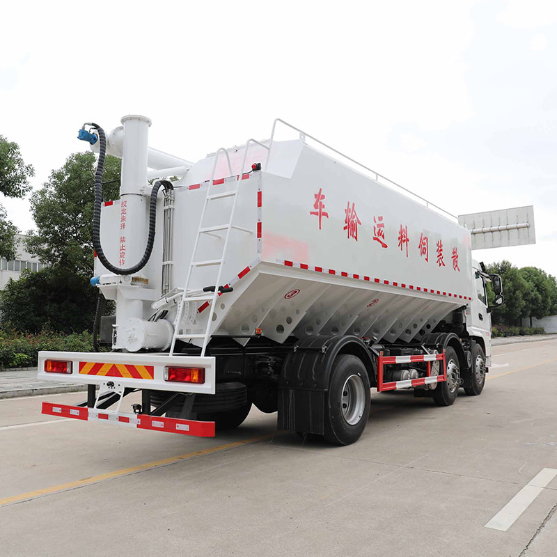 SHACMAN 15 ton automatic Bulk feed truck