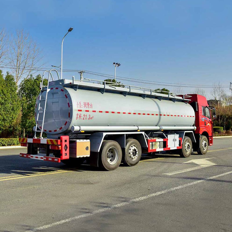Camion de transport d'huile lubrifiante FAW 18 tonnes pour eau de mer