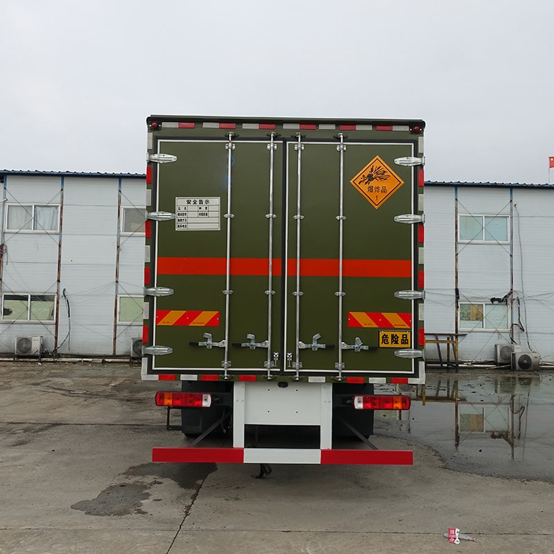 Camion de transport d'équipement de sablage FAW à prix bon marché