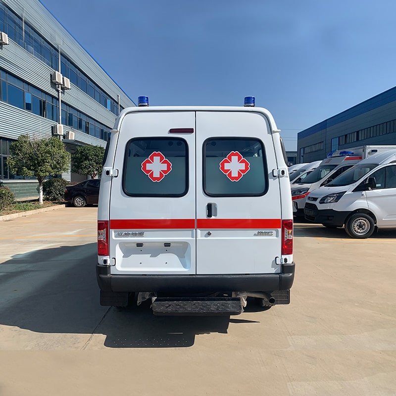 JMC 4*2 good quality ambulance