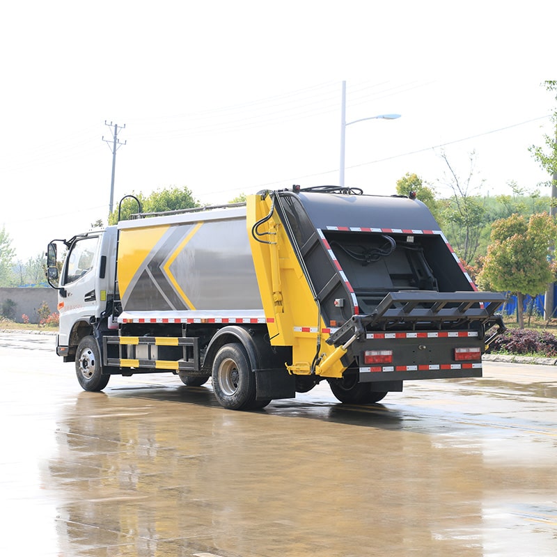 Camion à ordures compacteur à chargement arrière JAC 8cbm