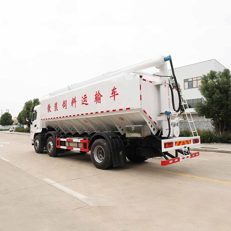 SHACMAN 15 ton automatic Bulk feed truck