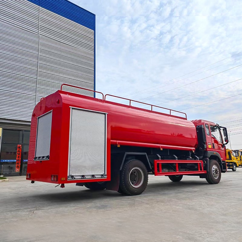 SINOTRUK new or used 10cbm water tank fire fighting truck