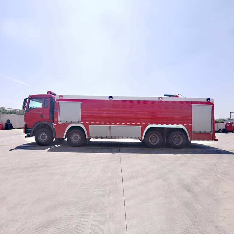 Howo 8x4 25000L Water Foam tanker Fire Fighting Truck