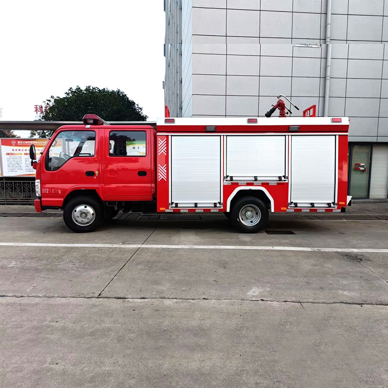 ISUZU 3000L Water Tank Fire Fighting Rescue Truck for Sale