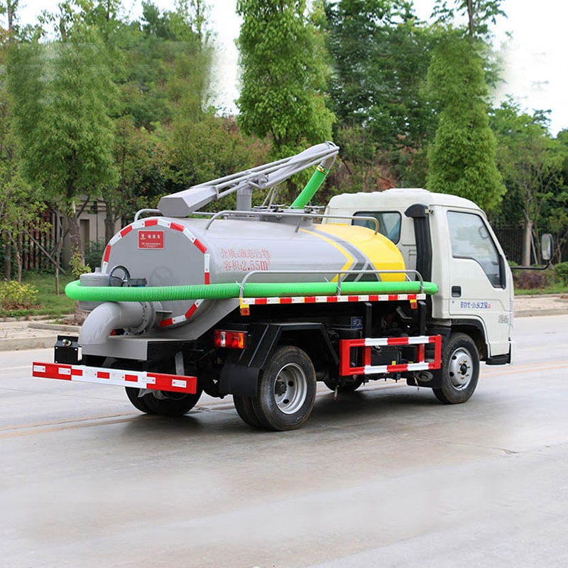 FOTON new or used 2.5 ton fecal vacuum sewage suction truck