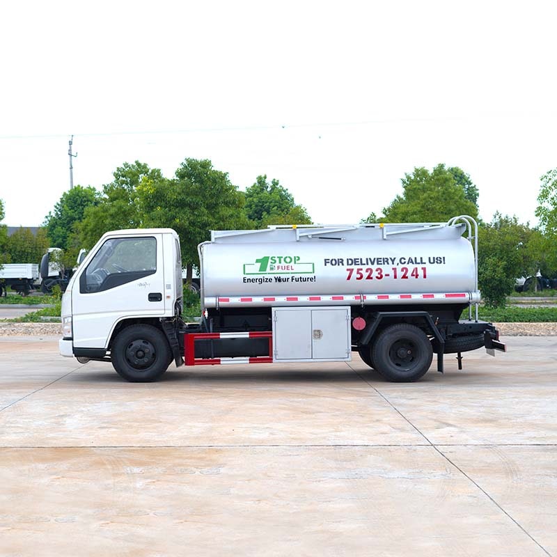 JMC cheap price Small 5000 liters  fuel tank truck