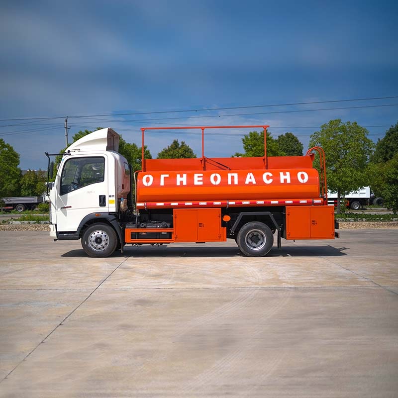 Howo 5CBM Mobile Refueling Tank Truck