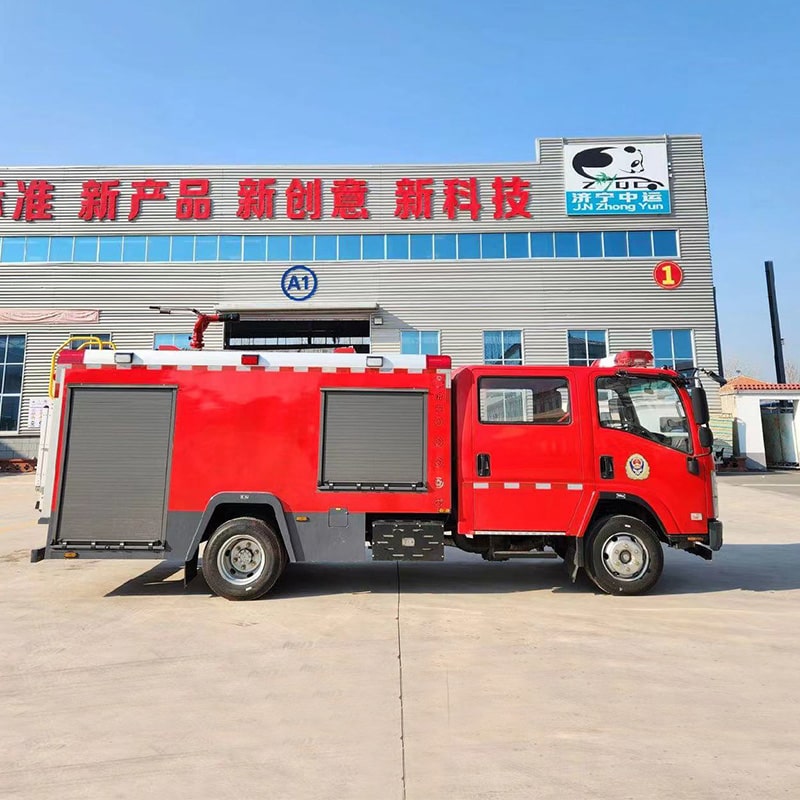 ISUZU 4*2 new or used 4cbm high quality fire truck